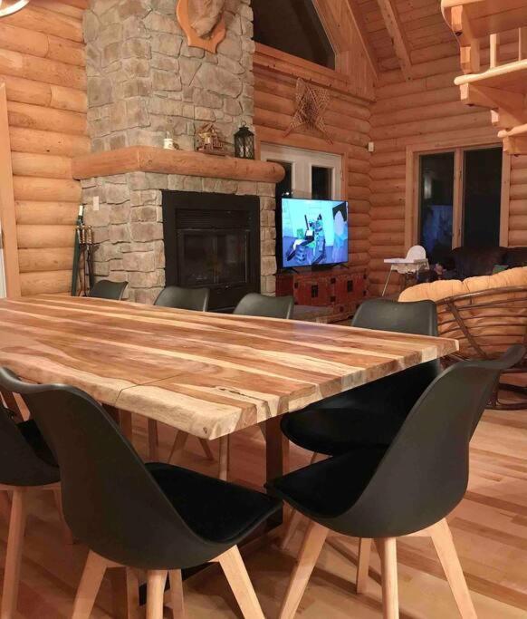 Le Courchevel Luxe Chalet - Private Pool - Jacuzzi - Ski Saint Adolphe D'Howard Exterior photo